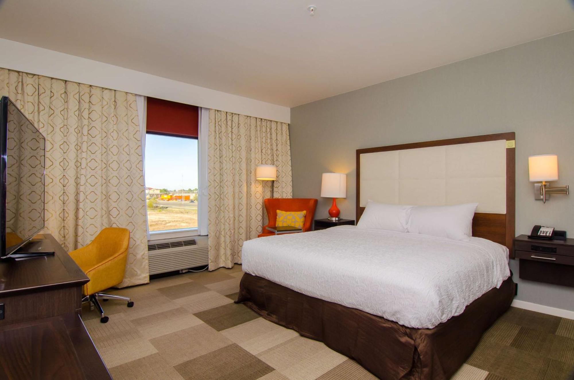 Hampton Inn & Suites Гантсвілл Екстер'єр фото